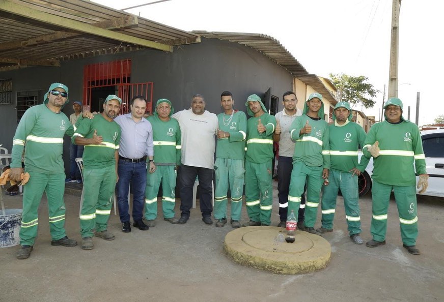 Praça da Sé segue bem cuidada e com ações de zeladoria